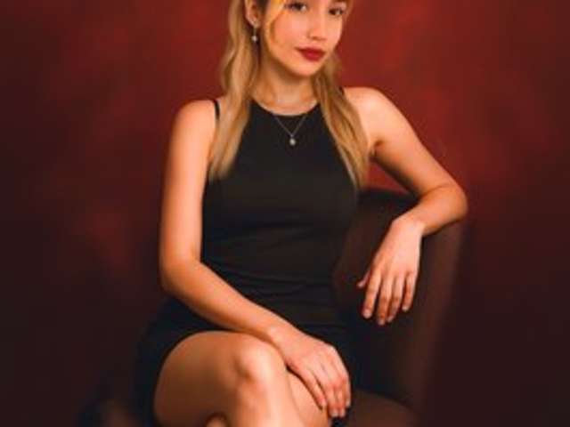 go to chat with Loure-Storm