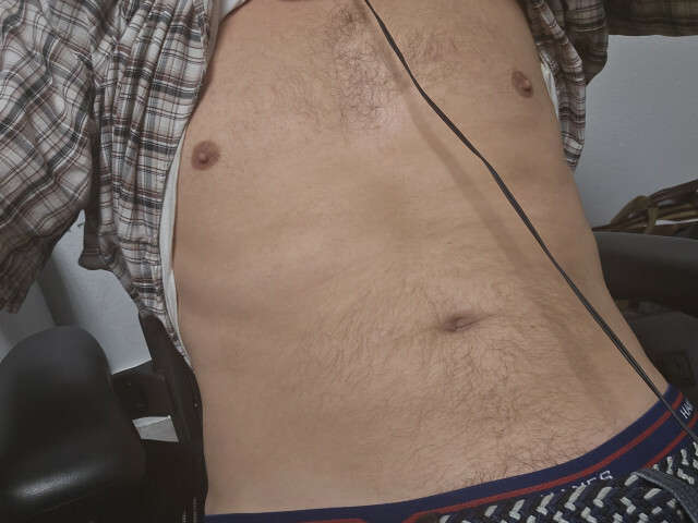 go to chat with Love2Cam4u