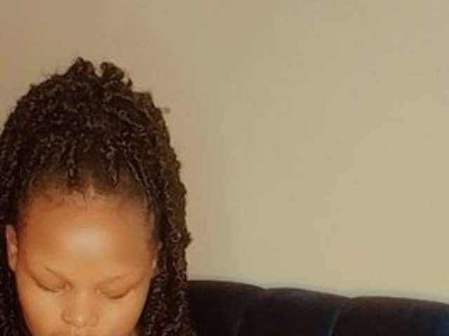 go to chat with Lovelyass1