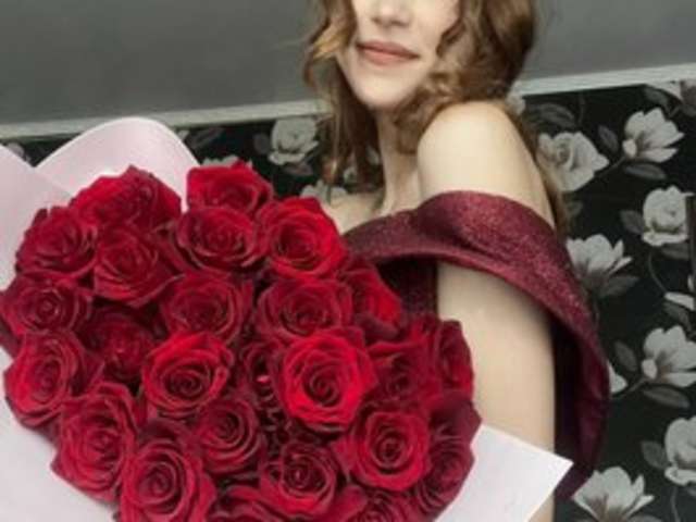 go to chat with LovestTrisha