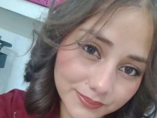 go to chat with Lucy02