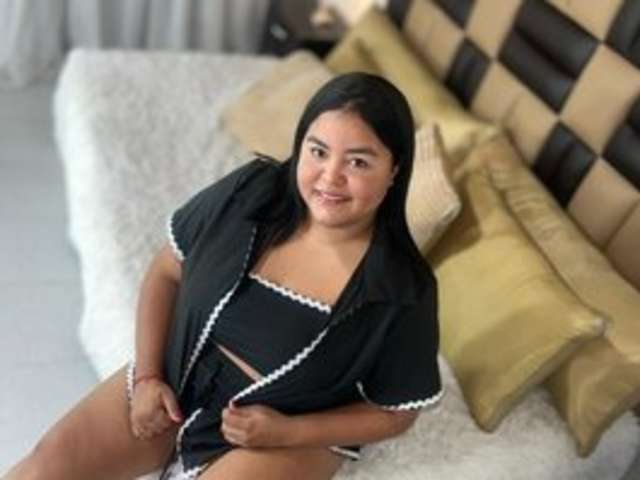 go to chat with LunaBlazze