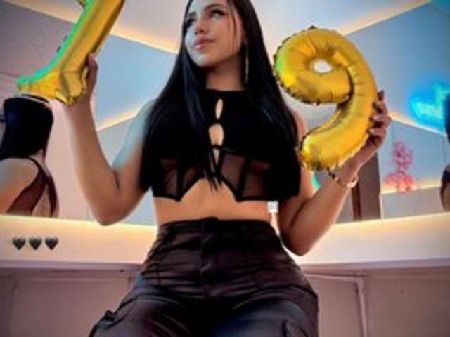 go to chat with LunaGates