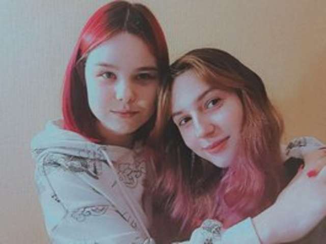 go to chat with LunaLina-1