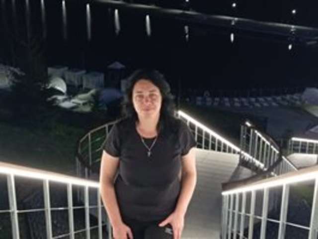 go to chat with LunaMuse