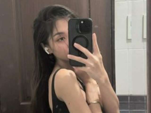 go to chat with Luna_luna