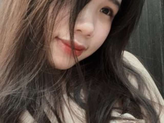 go to chat with Lunacute