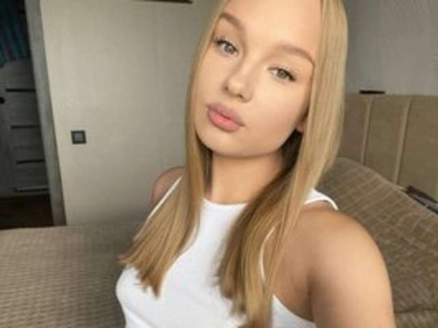 go to chat with LunarFlare