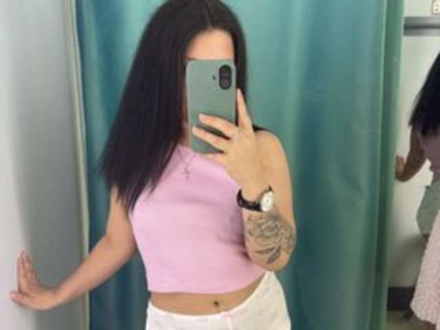 go to chat with Lune