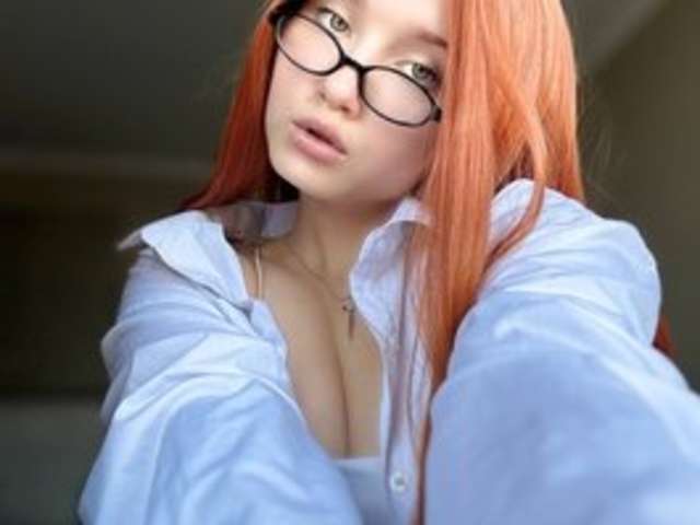 go to chat with LunetteFame