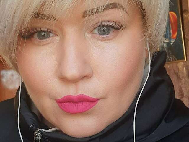 go to chat with LushYulia