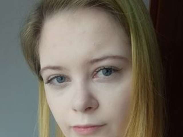 go to chat with LydiaAngel