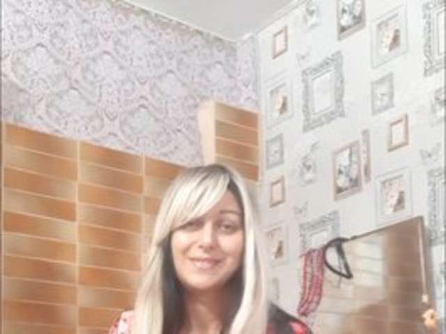 go to chat with LyxBabyLove