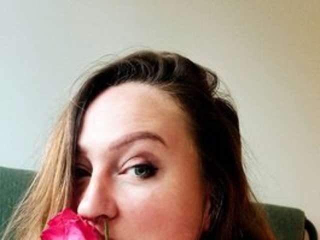 go to chat with Madam-XL