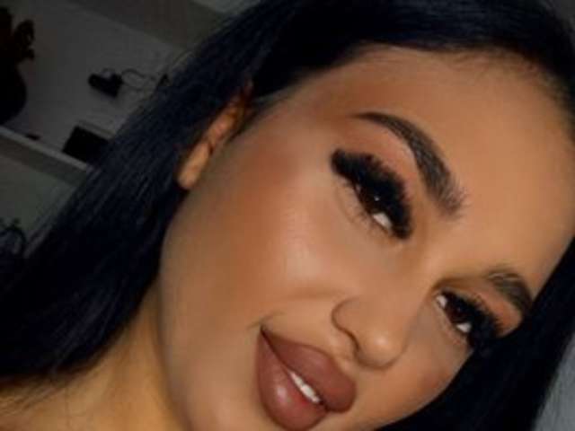 go to chat with MadamClaire