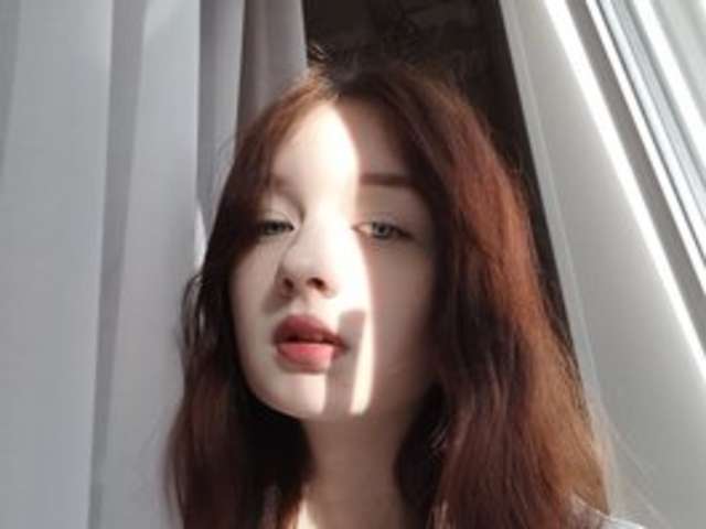 go to chat with Maddy18