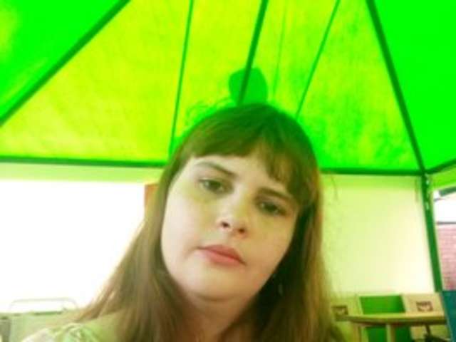 go to chat with Madonas