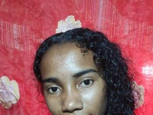 go to chat with Mairenah
