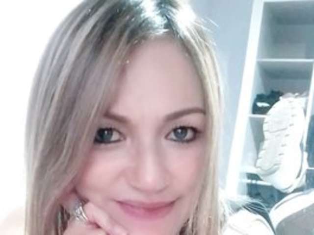 go to chat with MaitheMilf