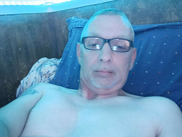 go to chat with Major999