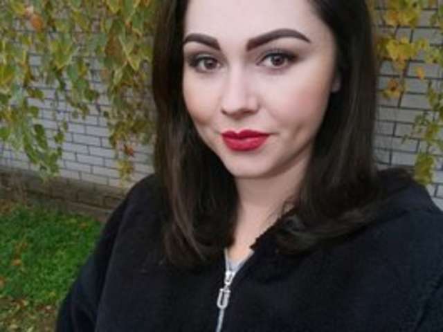 go to chat with Mala-love