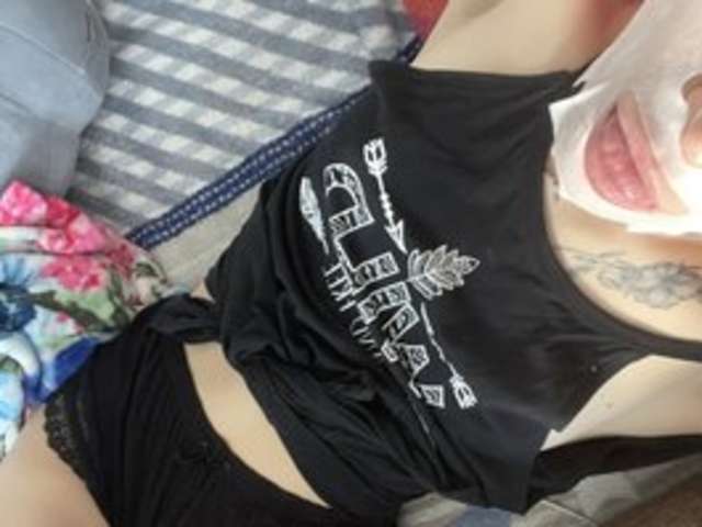 go to chat with MalinaLotty