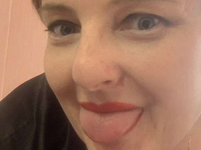 go to chat with MargieEvans