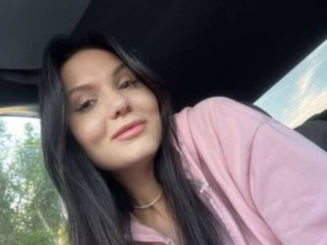 go to chat with Maria-li