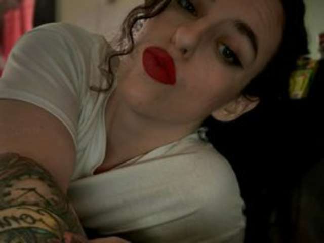 go to chat with MariahjSav95