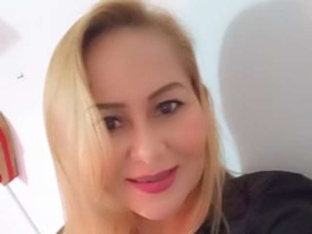 go to chat with Mariana0x