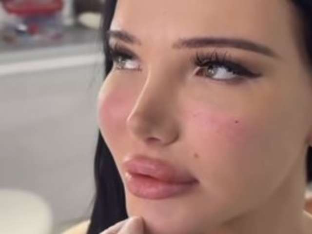 go to chat with Marinee099
