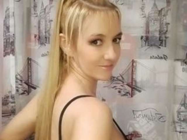 go to chat with MarisaMiLa