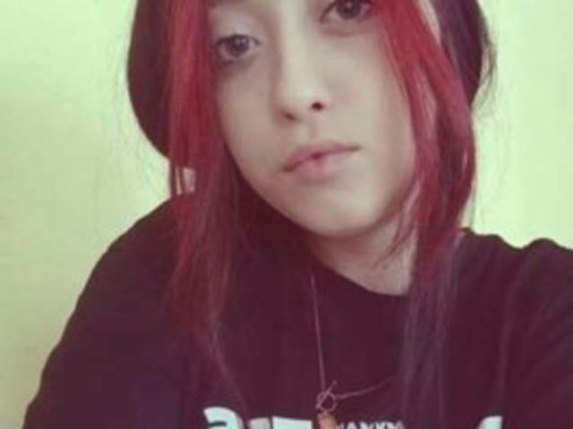 go to chat with MarylinxMilly