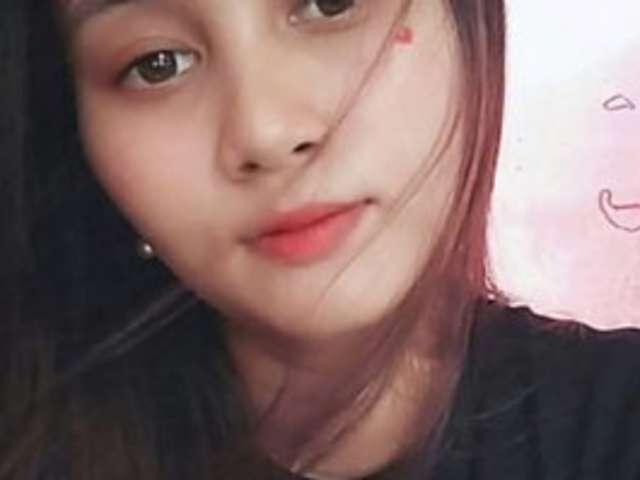 go to chat with Mayala