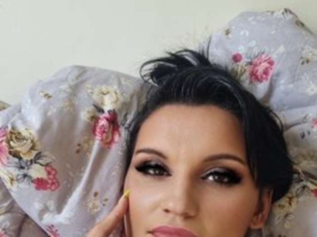 go to chat with Mayatiffany20