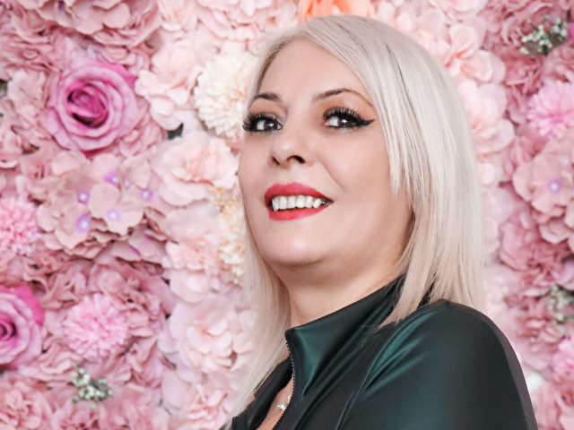 go to chat with MeAmandaX
