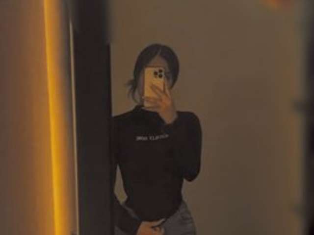 go to chat with Megan98m