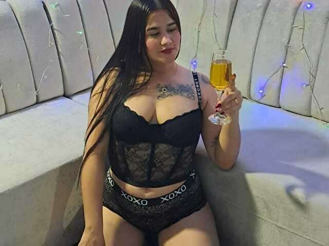 go to chat with Megancooper