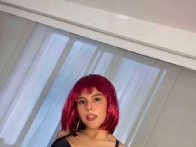 go to chat with MelaniaSoley