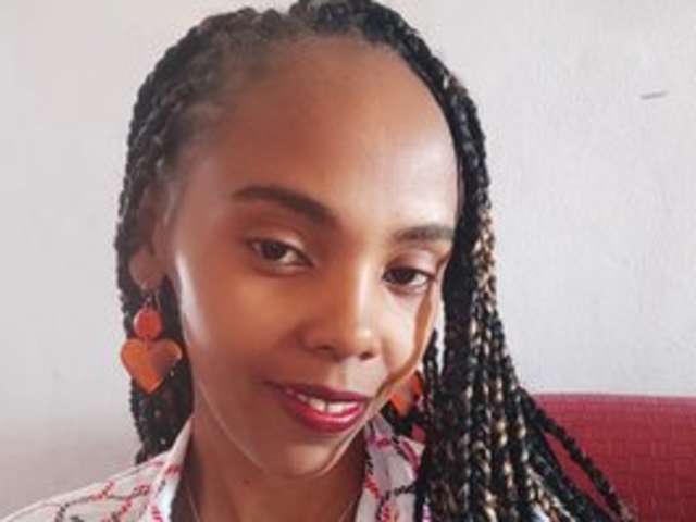 go to chat with Melia2