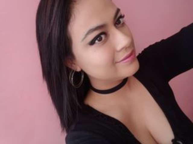go to chat with Melina-love
