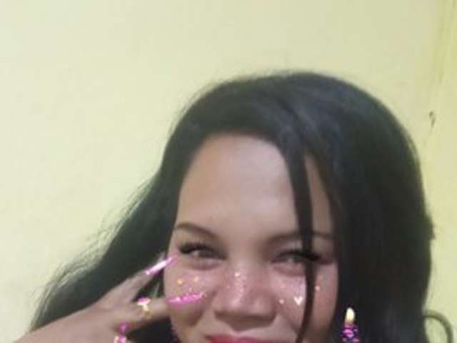 go to chat with Melissacesim94