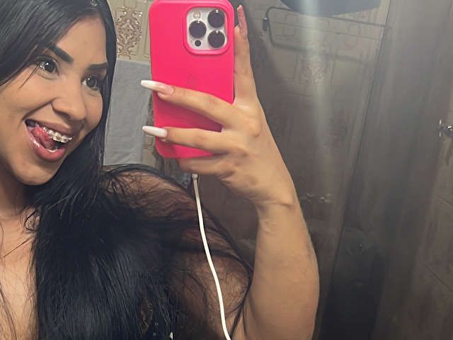 go to chat with Mellissa