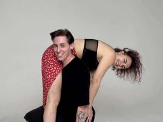 go to chat with Melodycouple