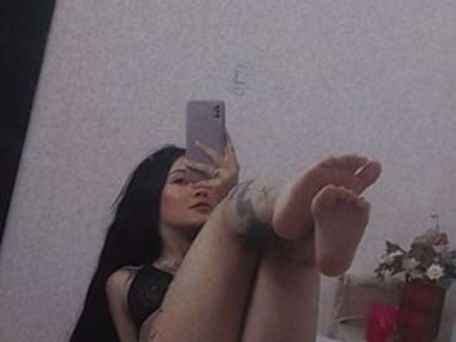 go to chat with MiaSr69