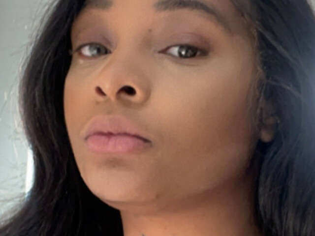 go to chat with Miamorena69