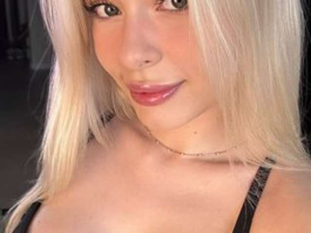 go to chat with Milaabby