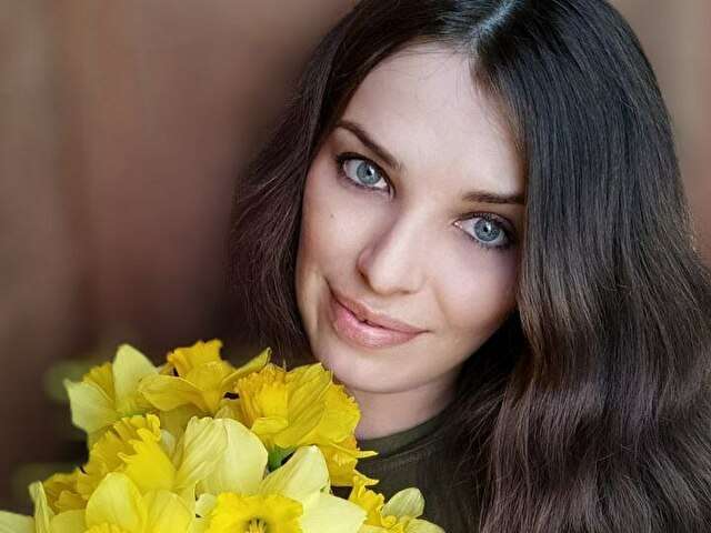 go to chat with MilamaniaX