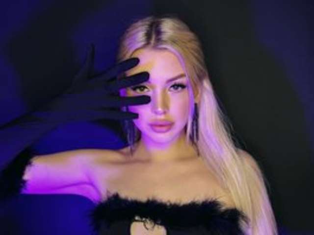 go to chat with MilanaOmgReal