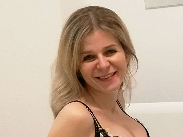 go to chat with MilfNatashe